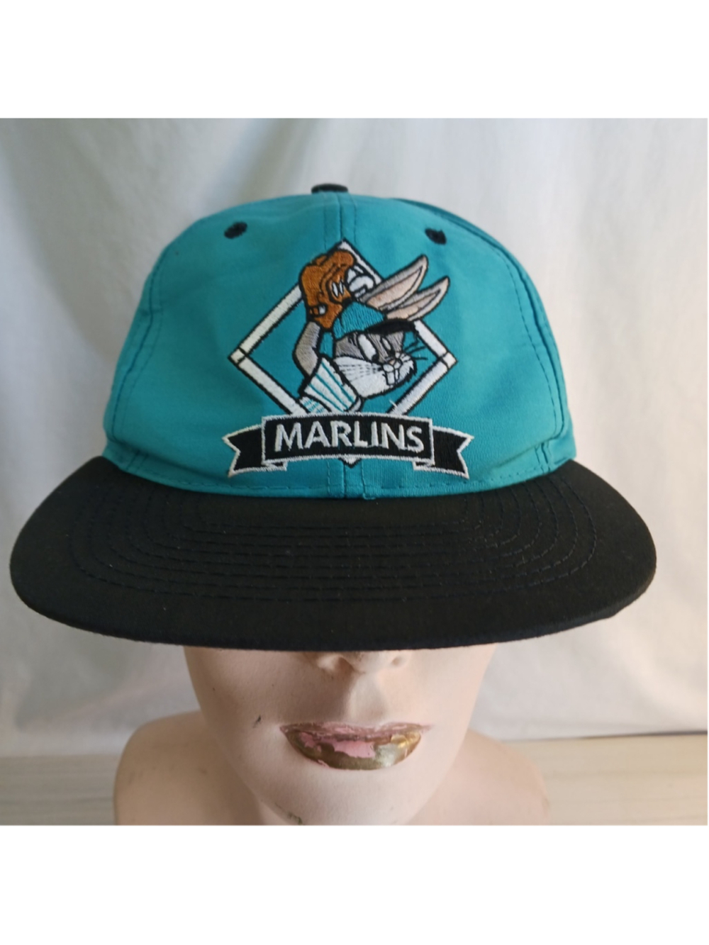 VTG 1993 Florida Marlins Bugs Bunny Snapback Teal Hat Genuine Merchandise